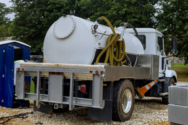 Portable Toilet Options We Offer in Little Flock, AR